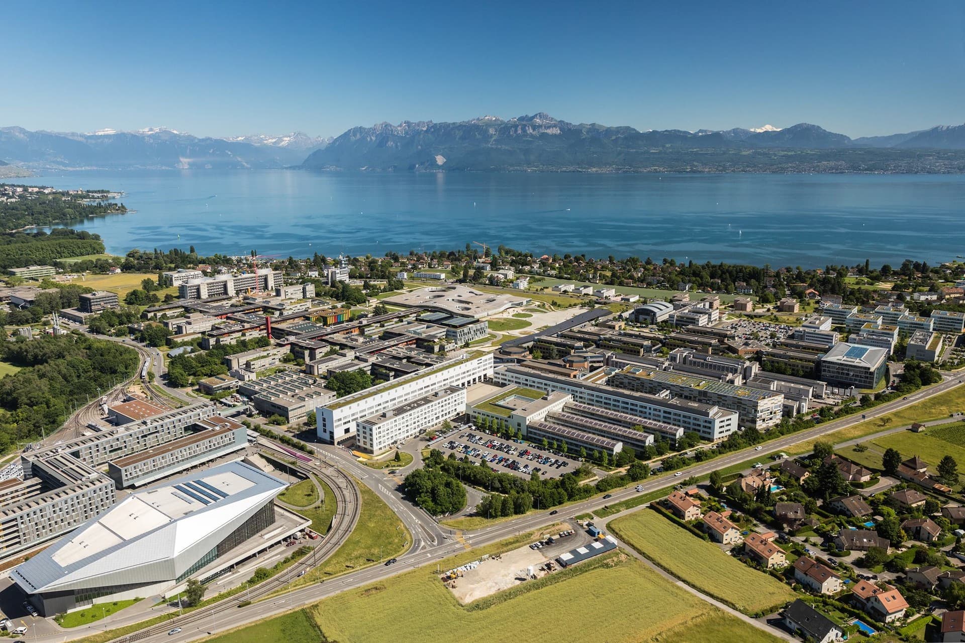 École Polytechnique Fédérale de Lausanne